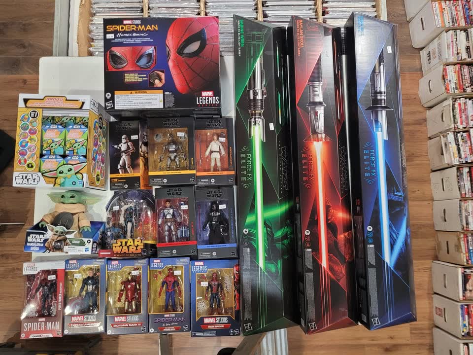 Lightsabers and Star Wars Black Series